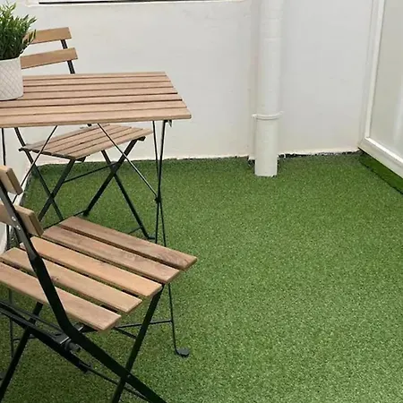 Apartamento 2 *